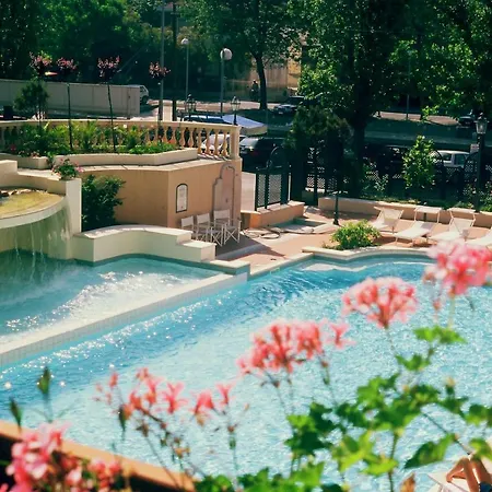 Mansarda Cannes Hotel 3*