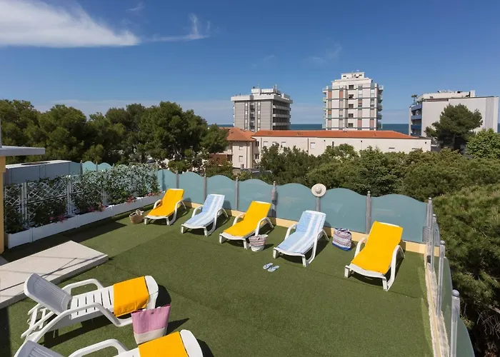 Mansarda Cannes Otel Riccione