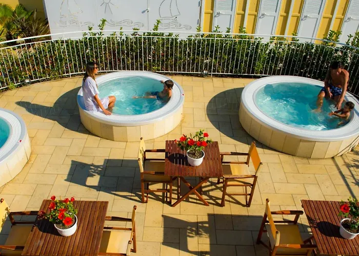 Mansarda Cannes Otel Riccione