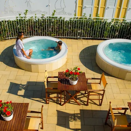 Mansarda Cannes Hotel Riccione