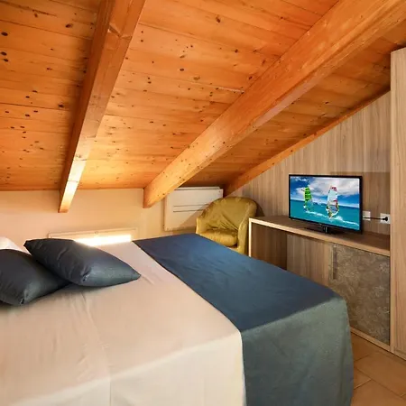 Mansarda Cannes فندق ريتشيوني