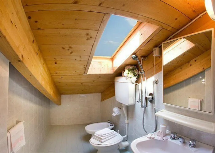 Mansarda Cannes Ξενοδοχείο Ριτσιόνε